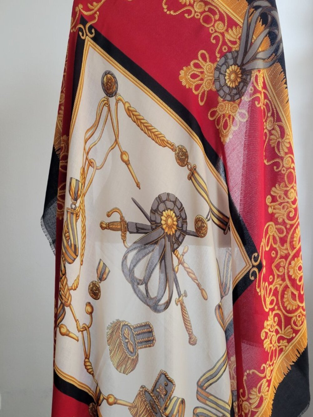 The Art of The Scarf the Rack Equestrian of Italy” 100% Polyester - Picture 11 of 12